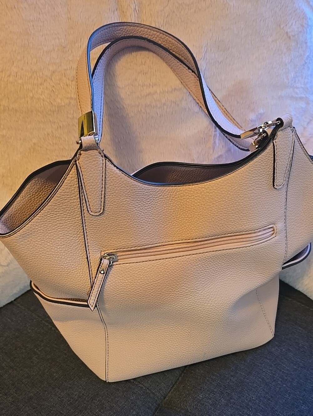 Neutral Beige Womenโs Tote Bag - Classic Everyday Shoulder Handbag